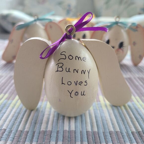 Vintage Hand-Painted Wooden Easter Egg Bunny Ornaments "Some Bunny Loves You" - Picture 9 of 10